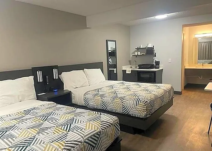 Econo Hotel 2*