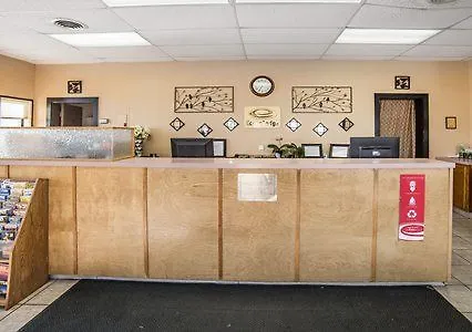 Econo 2* Rock Springs